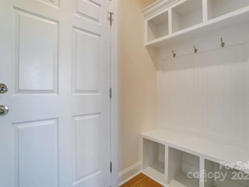 5763 Crown Terrace, Hickory, NC 28601.  MLS# CAR4215635, YatesRealty ID 6924. 