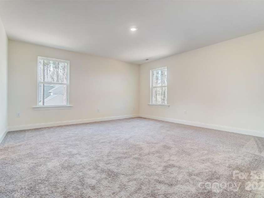 5763 Crown Terrace, Hickory, NC 28601.  MLS# CAR4215635, YatesRealty ID 6924. 