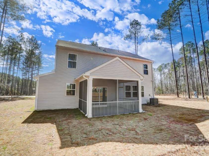 5763 Crown Terrace, Hickory, NC 28601.  MLS# CAR4215635, YatesRealty ID 6924. 