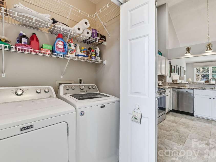 19986 Oak Leaf Circle, Cornelius, NC 28031.  MLS# CAR4342985, YatesRealty ID 6925. Main-Level Laundry Room