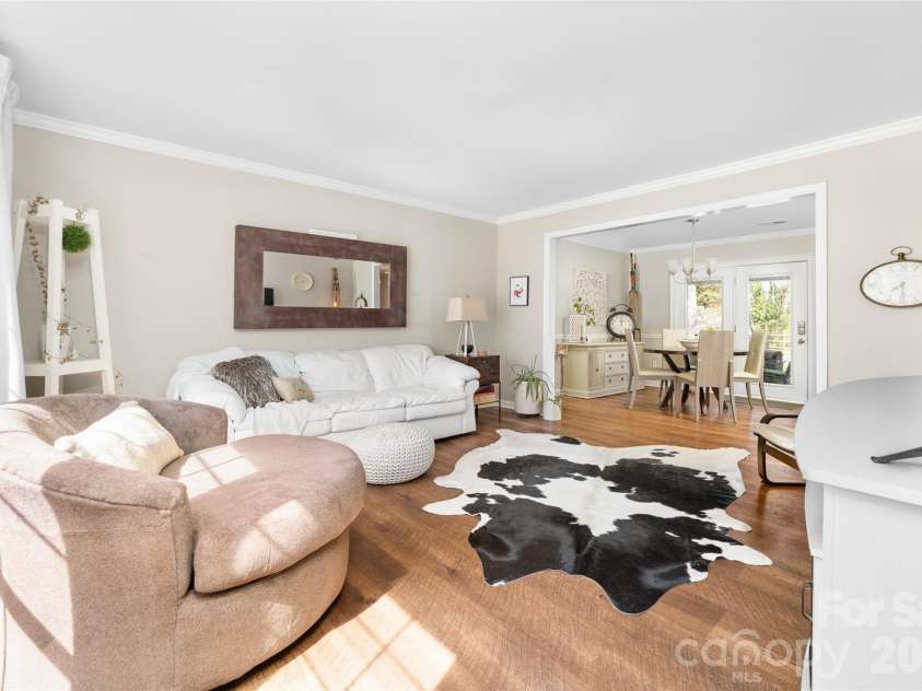 19436 Coachmans Trace, Cornelius, NC 28031.  MLS# CAR4353128, YatesRealty ID 6927. 