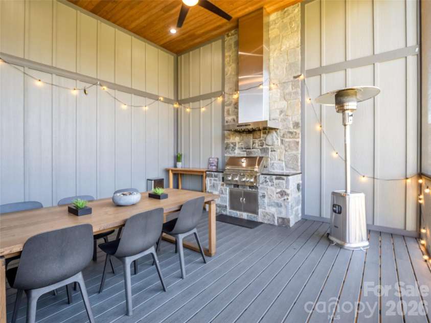 275 Daniel Circle Drive, Mills River, NC 28759.  MLS# CAR4357729, YatesRealty ID 6928. 