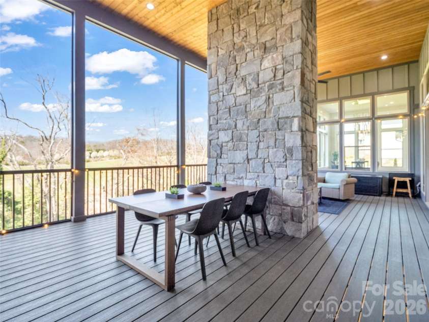 275 Daniel Circle Drive, Mills River, NC 28759.  MLS# CAR4357729, YatesRealty ID 6928. 