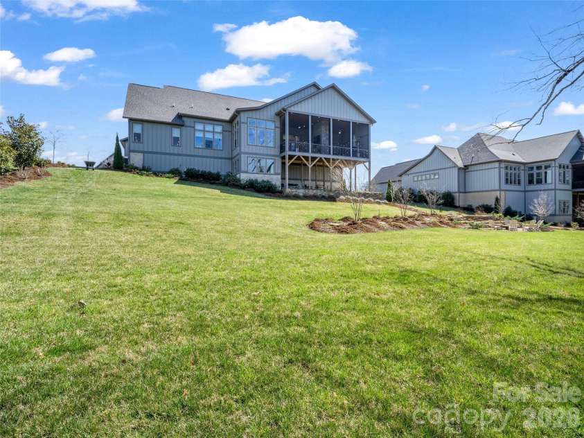 275 Daniel Circle Drive, Mills River, NC 28759.  MLS# CAR4357729, YatesRealty ID 6928. 