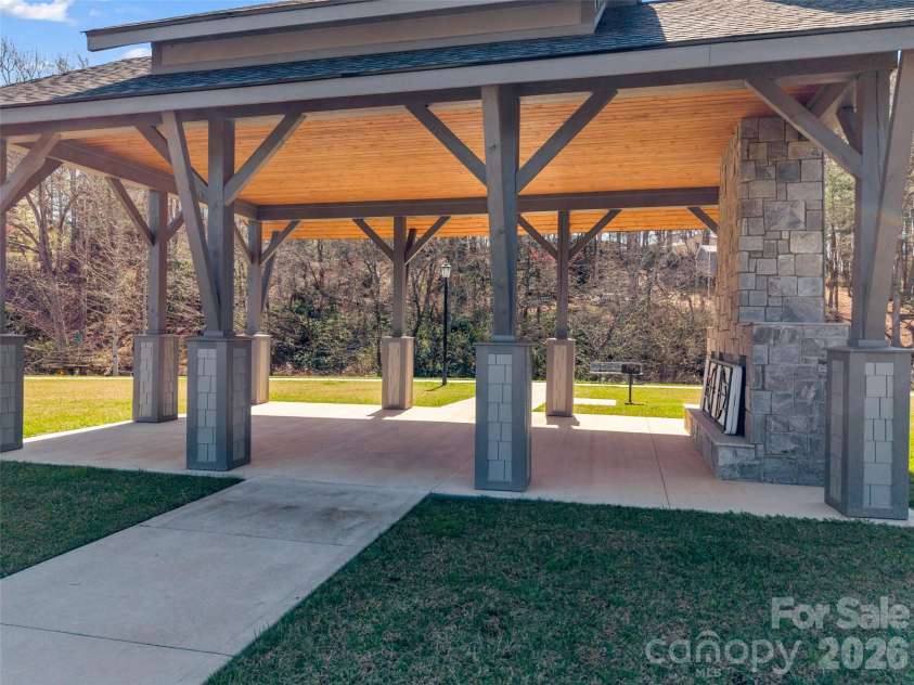 275 Daniel Circle Drive, Mills River, NC 28759.  MLS# CAR4357729, YatesRealty ID 6928. 