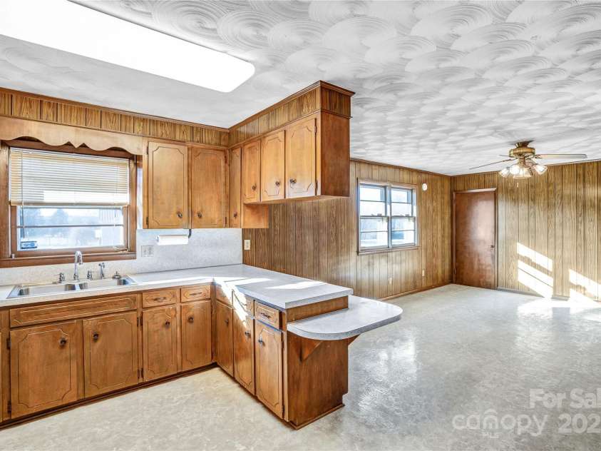 7270 Long Island Road, Catawba, NC 28609.  MLS# CAR4222603, YatesRealty ID 6929. 