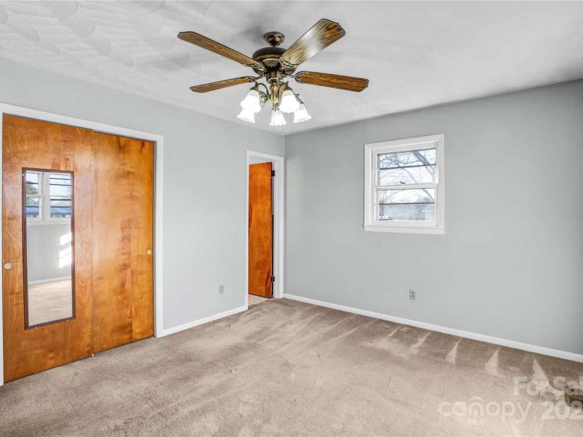 7270 Long Island Road, Catawba, NC 28609.  MLS# CAR4222603, YatesRealty ID 6929. 