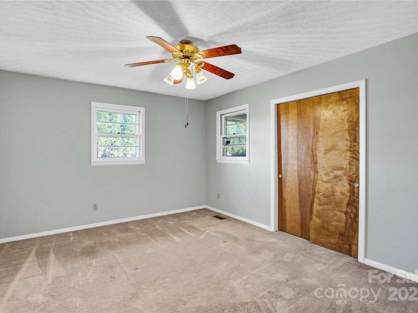 7270 Long Island Road, Catawba, NC 28609.  MLS# CAR4222603, YatesRealty ID 6929. 
