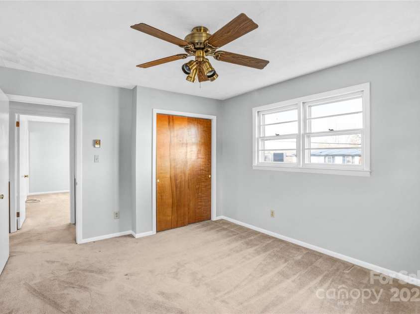 7270 Long Island Road, Catawba, NC 28609.  MLS# CAR4222603, YatesRealty ID 6929. 