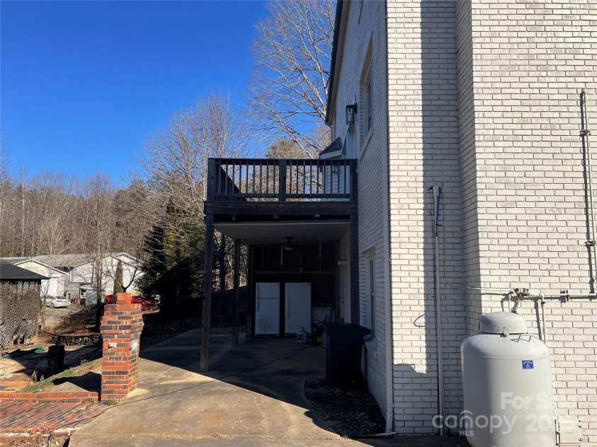 75 Landis Road, Marion, NC 28752.  MLS# CAR4215222, YatesRealty ID 693. 