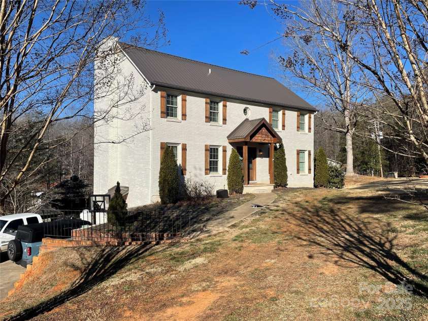 75 Landis Road, Marion, NC 28752.  MLS# CAR4215222, YatesRealty ID 693. 