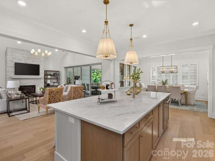 19329 Youngblood Road, Charlotte, NC 28278.  MLS# CAR4255292, YatesRealty ID 6930. Kitchen Sample