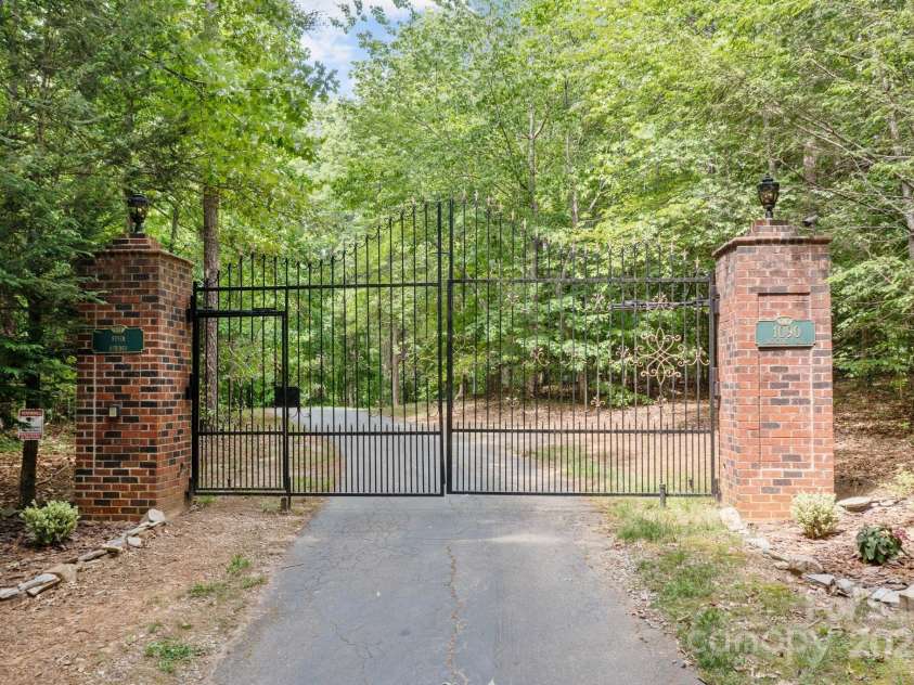 1090 Saunders Drive, Catawba, NC 28609.  MLS# CAR4212702, YatesRealty ID 6931. Gated entry to privacy