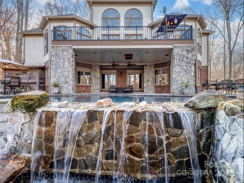 1090 Saunders Drive, Catawba, NC 28609.  MLS# CAR4325668, YatesRealty ID 6931. 