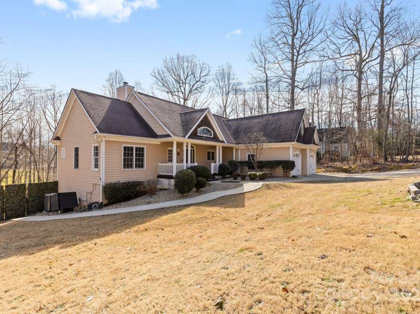 153 Byers Road, Troutman, NC 28166.  MLS# CAR4226684, YatesRealty ID 6933. 