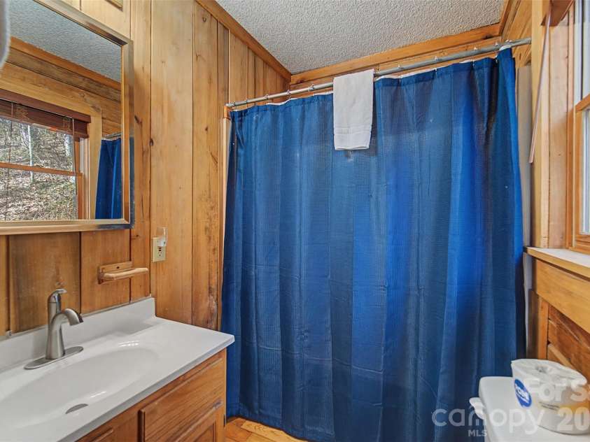 306 Forget Me Not Lane, Whittier, NC 28789.  MLS# CAR4354952, YatesRealty ID 6933. 