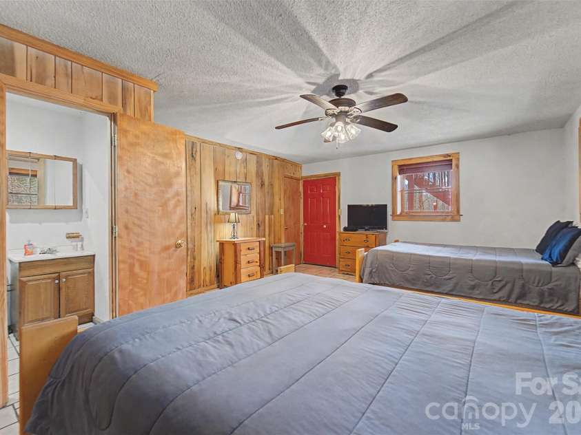 306 Forget Me Not Lane, Whittier, NC 28789.  MLS# CAR4354952, YatesRealty ID 6933. 
