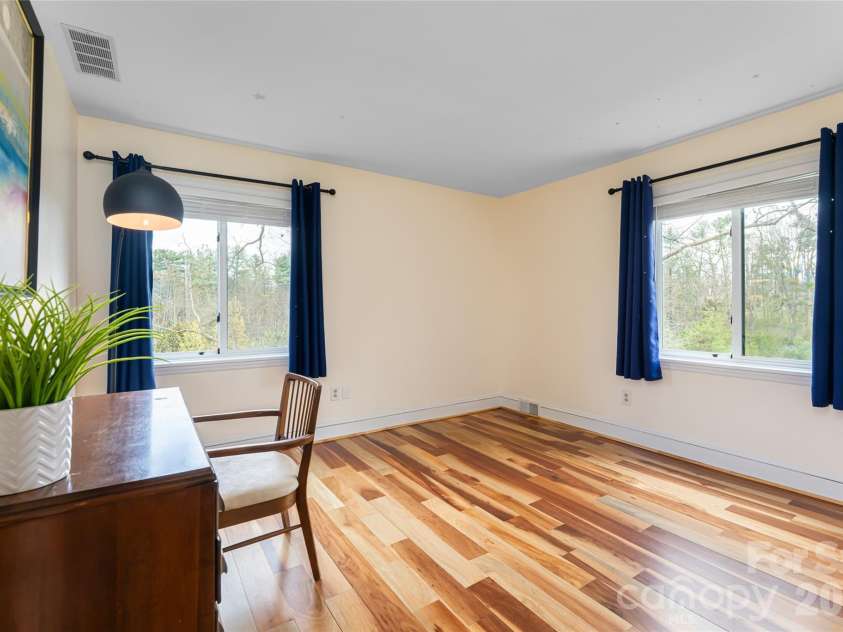 210 Wildflower Road, Asheville, NC 28804.  MLS# CAR4361767, YatesRealty ID 6934. 