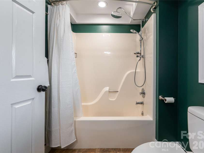 210 Wildflower Road, Asheville, NC 28804.  MLS# CAR4361767, YatesRealty ID 6934. 