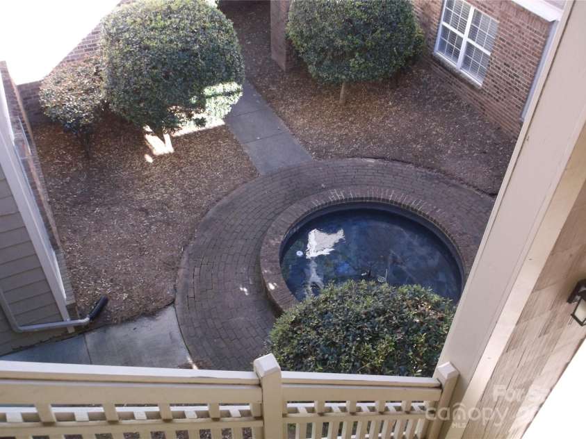 5007 Sharon Road, Charlotte, NC 28210.  MLS# CAR4309105, YatesRealty ID 6934. 