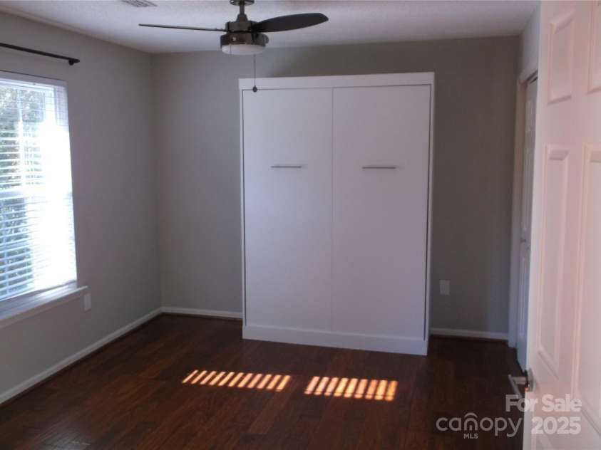 5007 Sharon Road, Charlotte, NC 28210.  MLS# CAR4309105, YatesRealty ID 6934. 