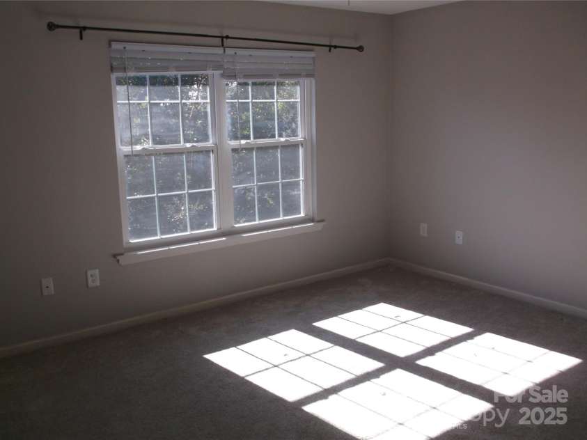 5007 Sharon Road, Charlotte, NC 28210.  MLS# CAR4309105, YatesRealty ID 6934. 