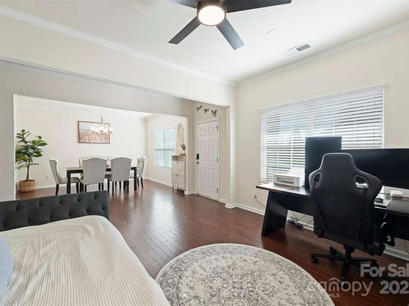 7316 Strawberry Fields Lane, Charlotte, NC 28278.  MLS# CAR4330136, YatesRealty ID 6937. 