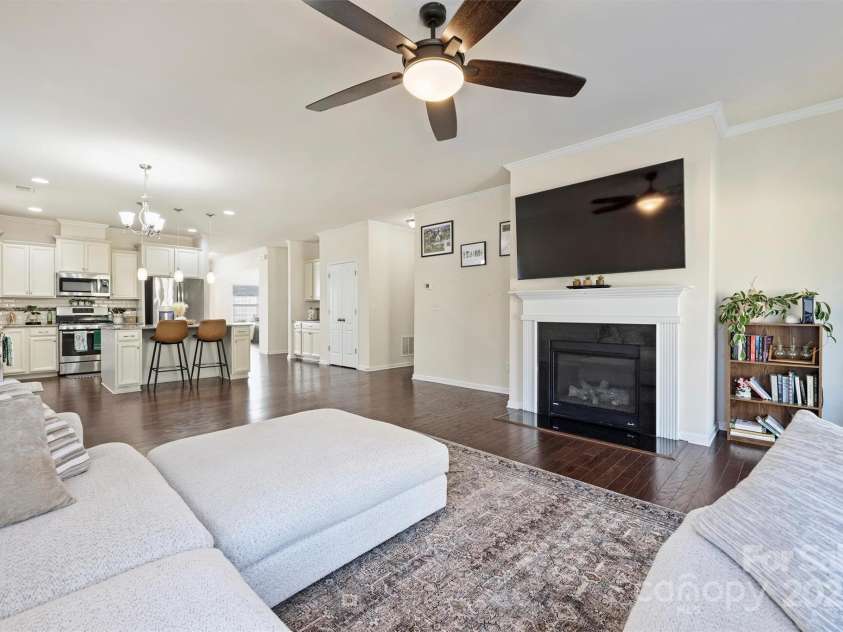 7316 Strawberry Fields Lane, Charlotte, NC 28278.  MLS# CAR4330136, YatesRealty ID 6937. 