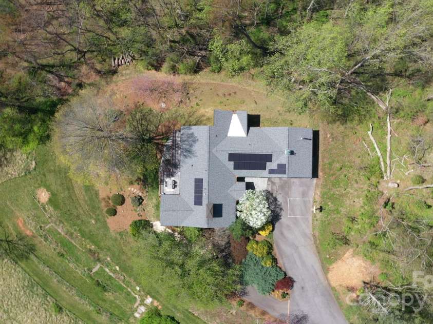 4 Blackberry Lane, Asheville, NC 28804.  MLS# CAR4244505, YatesRealty ID 6939. Arial View