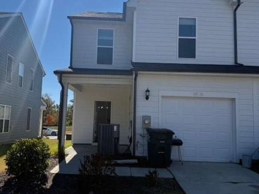 16401 Leading Street, Charlotte, NC 28273.  MLS# CAR4321346, YatesRealty ID 694. Backside View