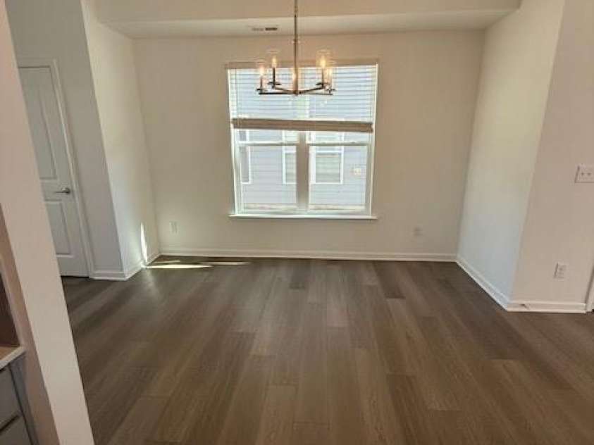 16401 Leading Street, Charlotte, NC 28273.  MLS# CAR4321346, YatesRealty ID 694. Dining Area