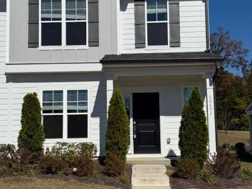 16401 Leading Street, Charlotte, NC 28273.  MLS# CAR4321346, YatesRealty ID 694. Front