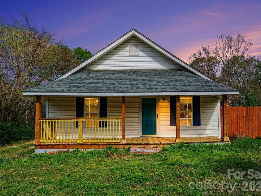 1175 Old Salisbury Concord Road, Concord, NC 28025.  MLS# CAR4361323, YatesRealty ID 6940. 