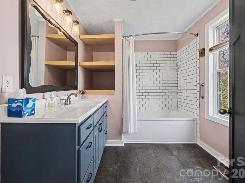 1175 Old Salisbury Concord Road, Concord, NC 28025.  MLS# CAR4361323, YatesRealty ID 6940. 