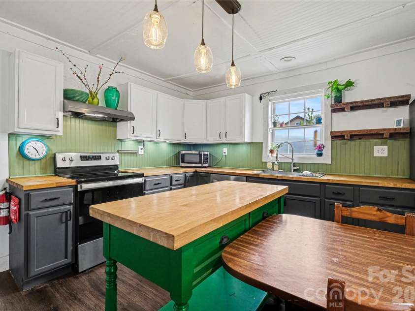 1175 Old Salisbury Concord Road, Concord, NC 28025.  MLS# CAR4361323, YatesRealty ID 6940. 