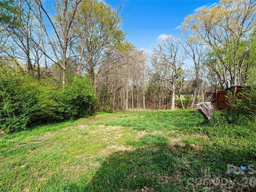 1175 Old Salisbury Concord Road, Concord, NC 28025.  MLS# CAR4361323, YatesRealty ID 6940. 