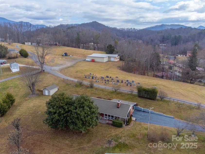 23 Cinder Ridge, Sylva, NC 28779.  MLS# CAR4280119, YatesRealty ID 6941. 