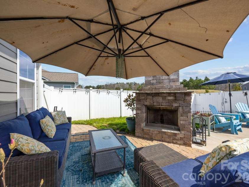 240 Preston Road, Mooresville, NC 28117.  MLS# CAR4346358, YatesRealty ID 6941. 