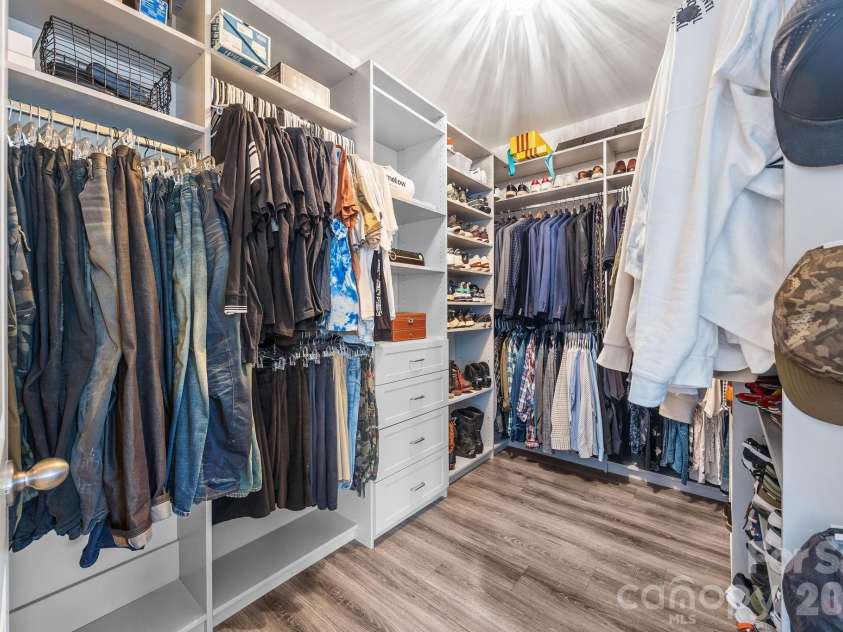 240 Preston Road, Mooresville, NC 28117.  MLS# CAR4346358, YatesRealty ID 6941. Custom closet