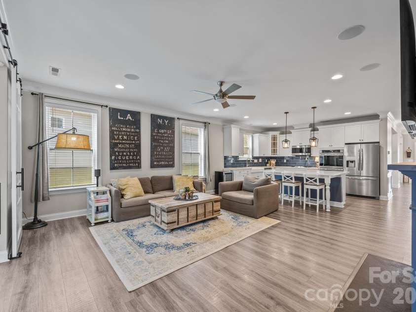 240 Preston Road, Mooresville, NC 28117.  MLS# CAR4346358, YatesRealty ID 6941. Open concept