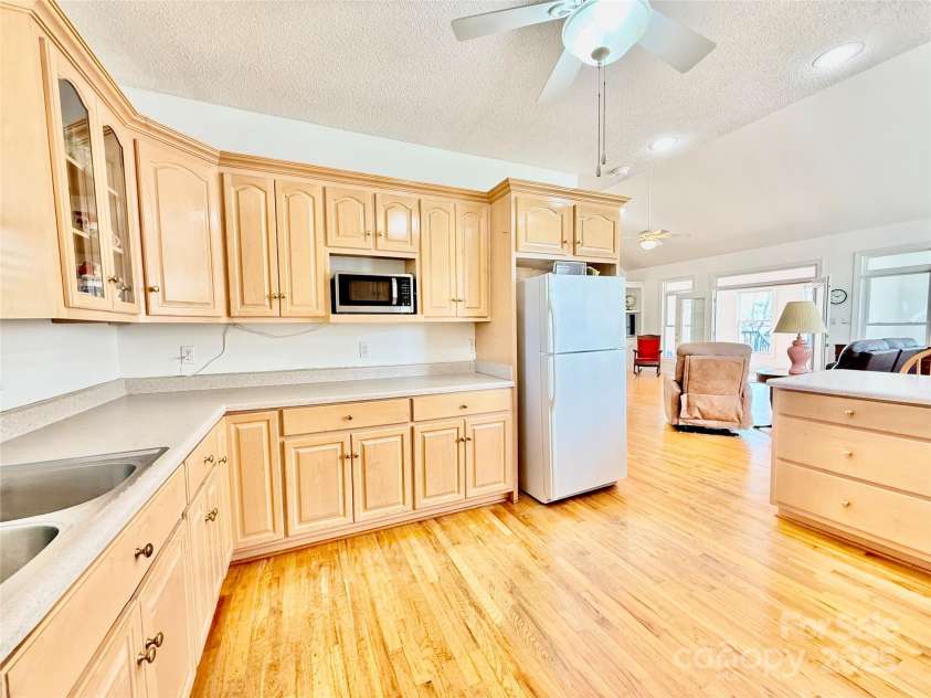 749 Shangri La Drive, Winnsboro, SC 29180.  MLS# CAR4246404, YatesRealty ID 6942. 