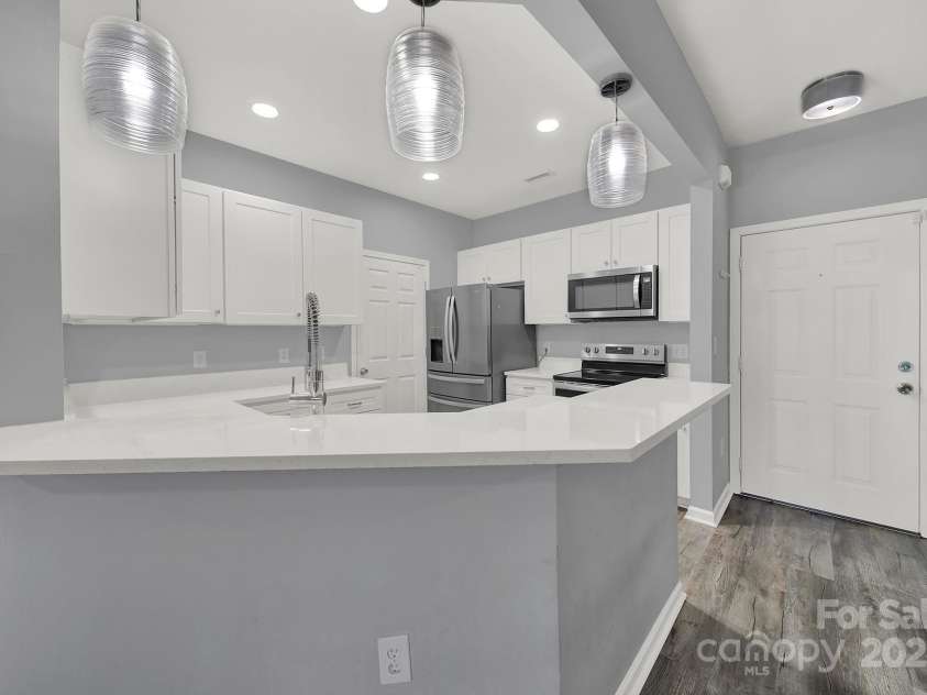 14307 San Paolo Lane, Charlotte, NC 28277.  MLS# CAR4189923, YatesRealty ID 6944. 