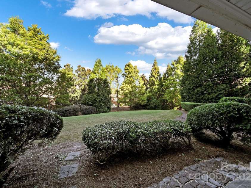 14307 San Paolo Lane, Charlotte, NC 28277.  MLS# CAR4189923, YatesRealty ID 6944. 