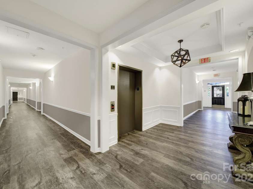 14307 San Paolo Lane, Charlotte, NC 28277.  MLS# CAR4189923, YatesRealty ID 6944. Common hallway outside of unit