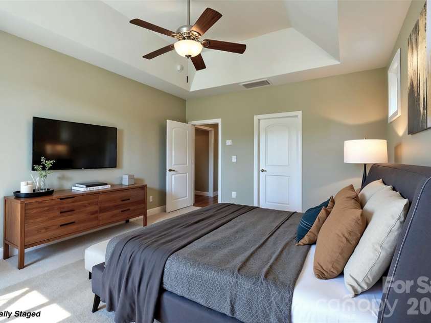 521 Trillium Way, Belmont, NC 28012.  MLS# CAR4314803, YatesRealty ID 6944. 