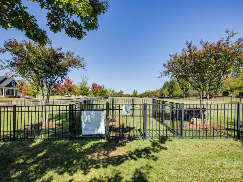 521 Trillium Way, Belmont, NC 28012.  MLS# CAR4314803, YatesRealty ID 6944. Community Dog Park
