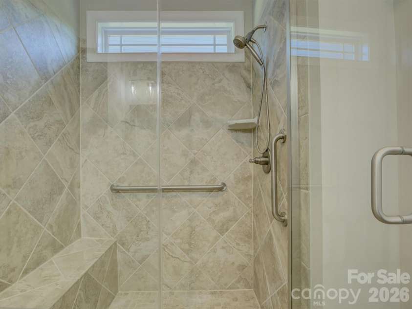 521 Trillium Way, Belmont, NC 28012.  MLS# CAR4314803, YatesRealty ID 6944. Primary Shower