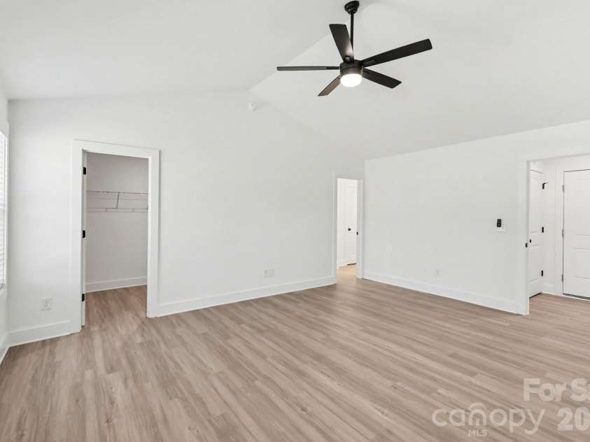 137 Eddleman Road, Kannapolis, NC 28083.  MLS# CAR4360515, YatesRealty ID 6945. 