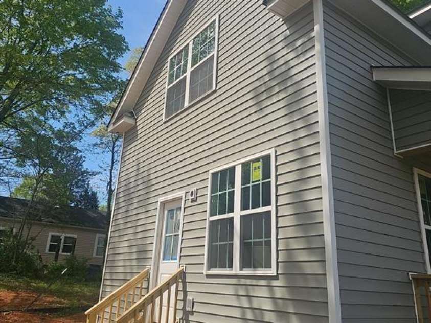 1506 7th Street, Statesville, NC 28677.  MLS# CAR4340934, YatesRealty ID 6946. 