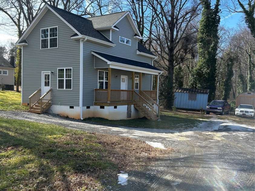 1506 7th Street, Statesville, NC 28677.  MLS# CAR4340934, YatesRealty ID 6946. 
